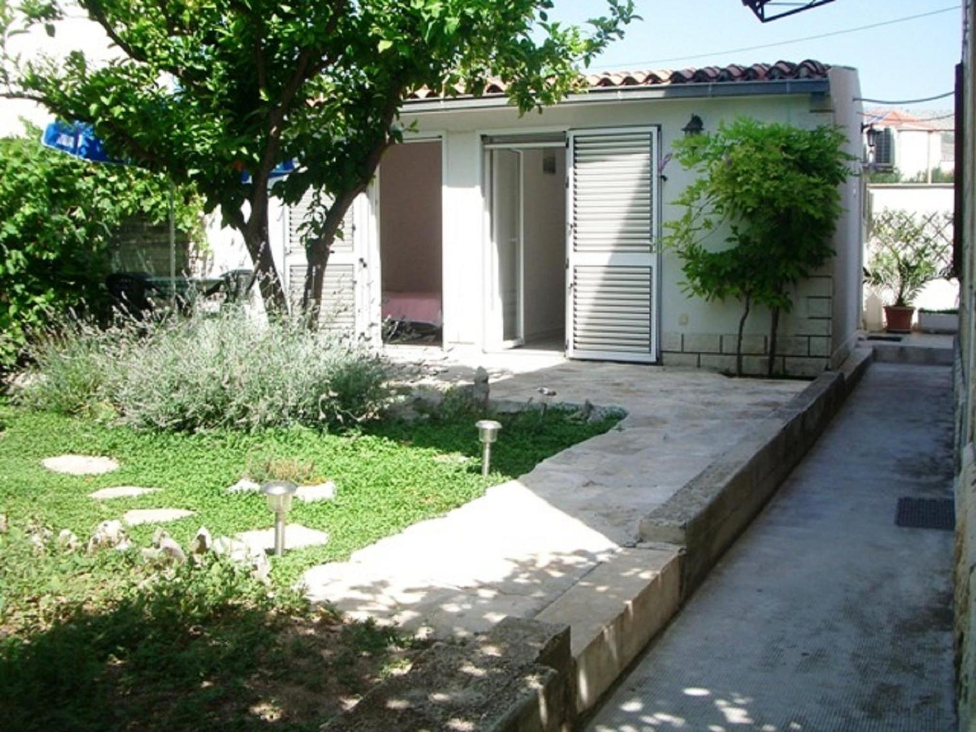 Apartments Gina Trogir Exteriér fotografie