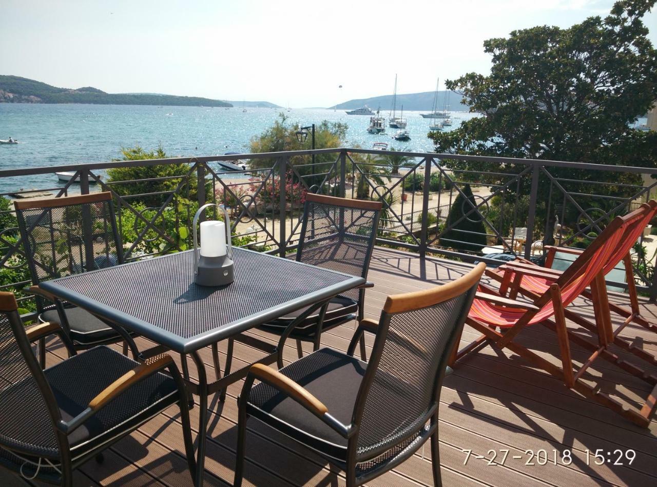 Apartments Gina Trogir Exteriér fotografie
