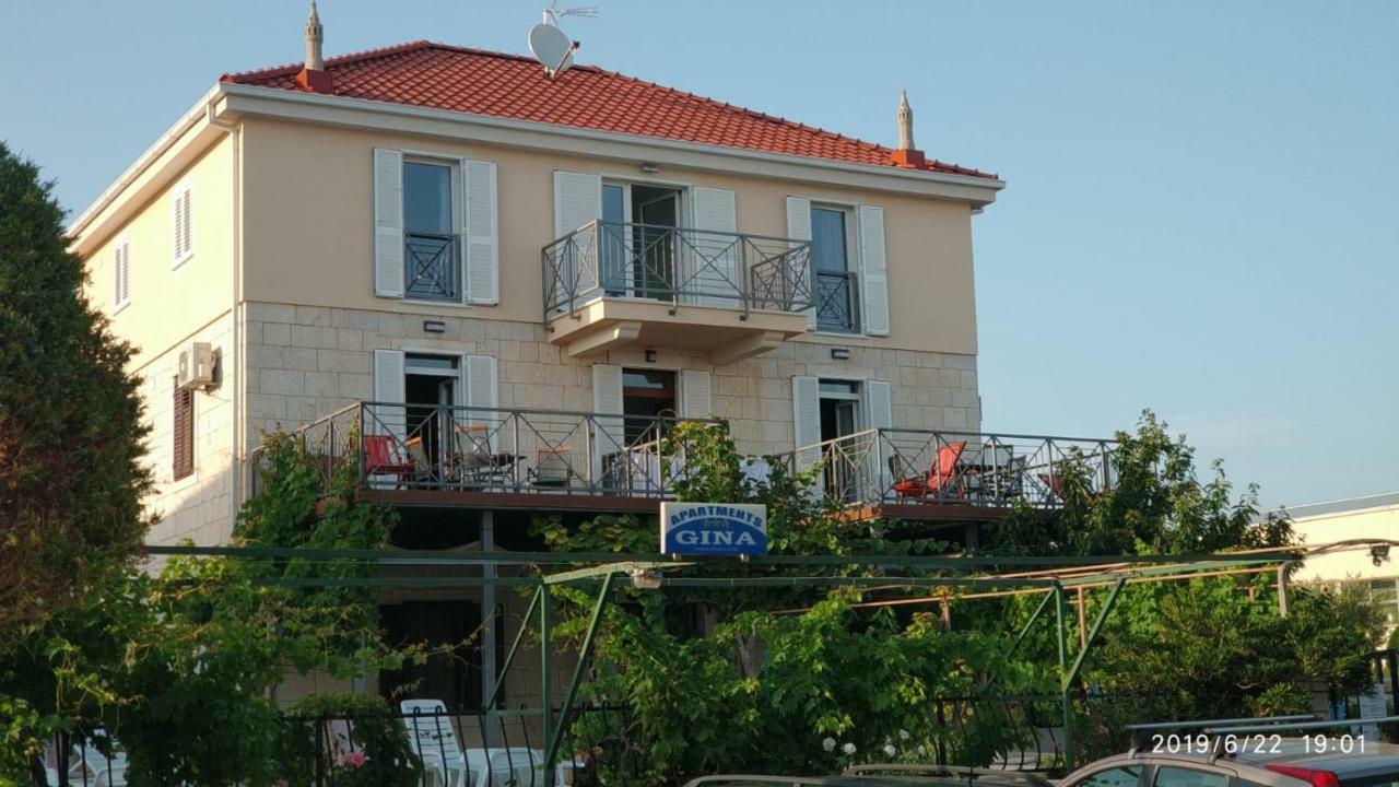 Apartments Gina Trogir Exteriér fotografie