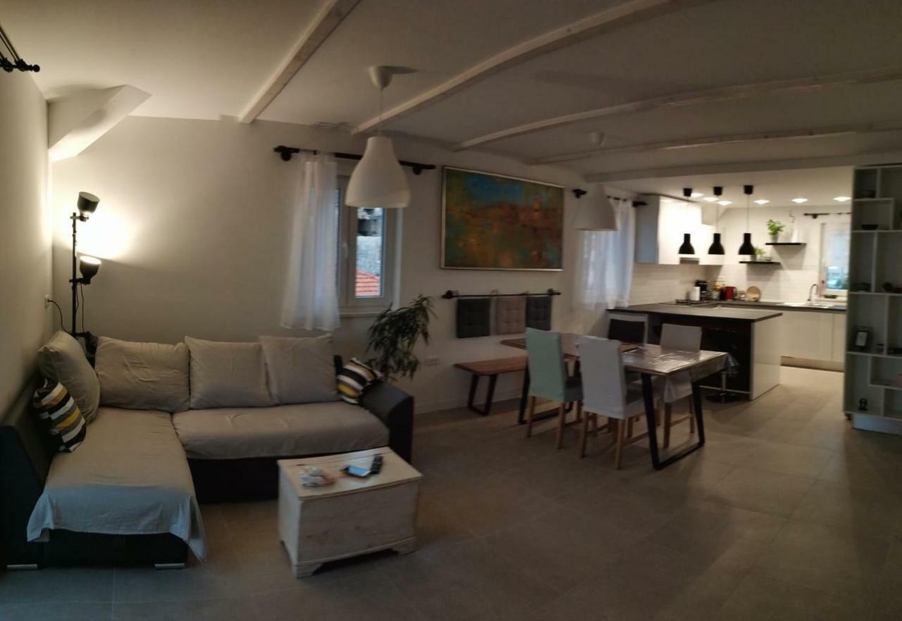 Apartments Gina Trogir Exteriér fotografie